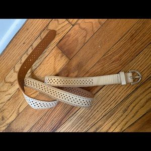 Large cream Fossil belt